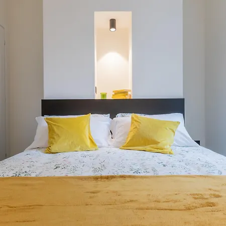 Corso Twelve Apartment *