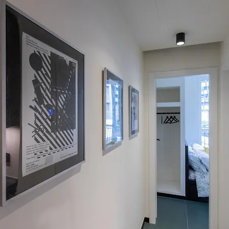 Corso Twelve Apartment Milan